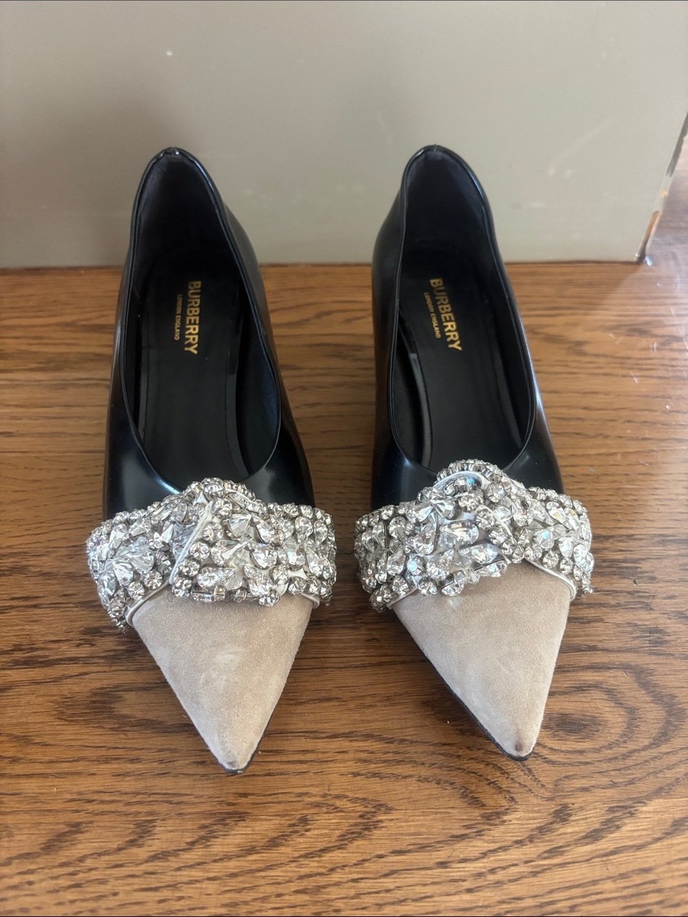 Burberry Black Leather and Beige Suede Pointed Toe Heels with Crystal Buckle